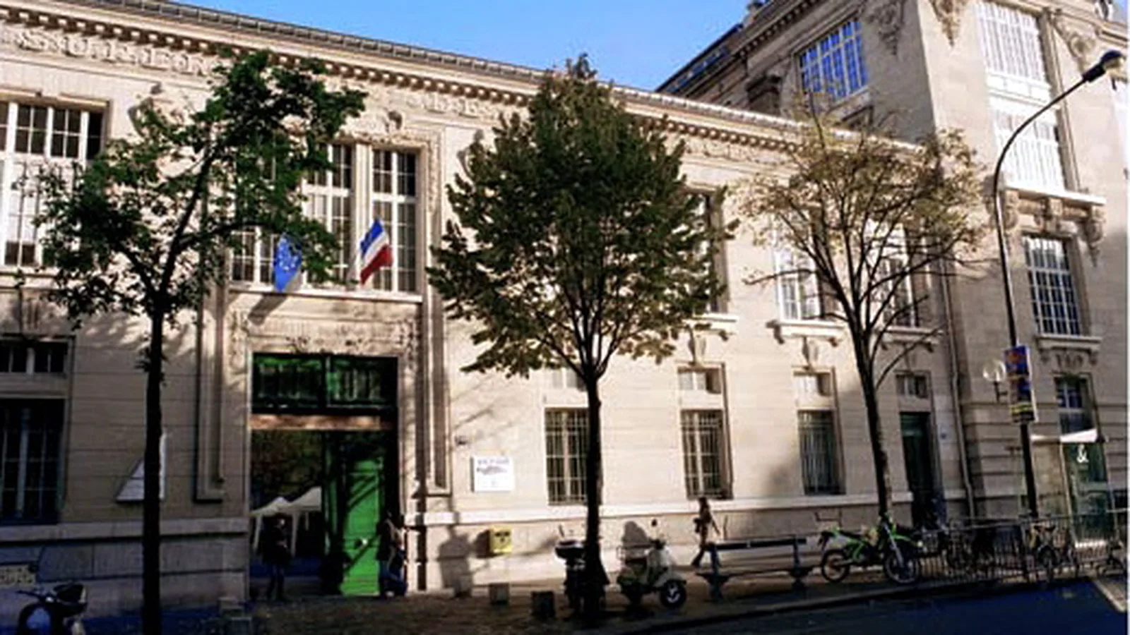 Le campus parisien de l'ESCP Business School, premier de notre Indice ROI Bachelor